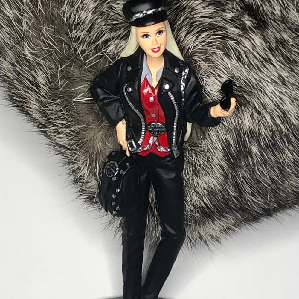 HALLMARK HARLEY DAVIDSON BARBIE ornament. GUC